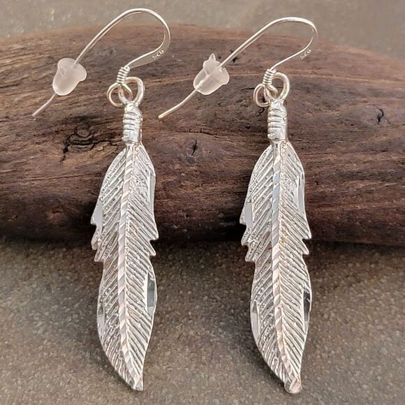 Vintage Sterling Diamond Cut Feather Dangle Drop Earrings - Picture 1 of 7